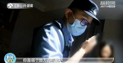 按桌上后入式视频